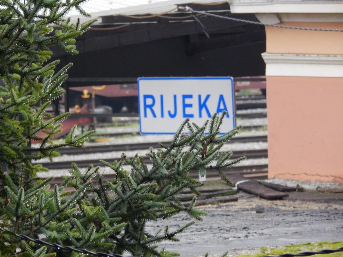 Gold Rooms And Suite Rijeka Exterior photo