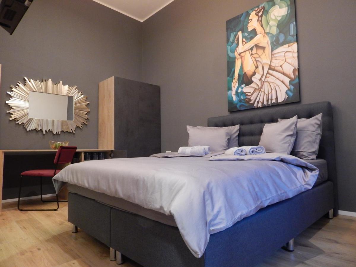 Gold Rooms And Suite Rijeka Exterior photo