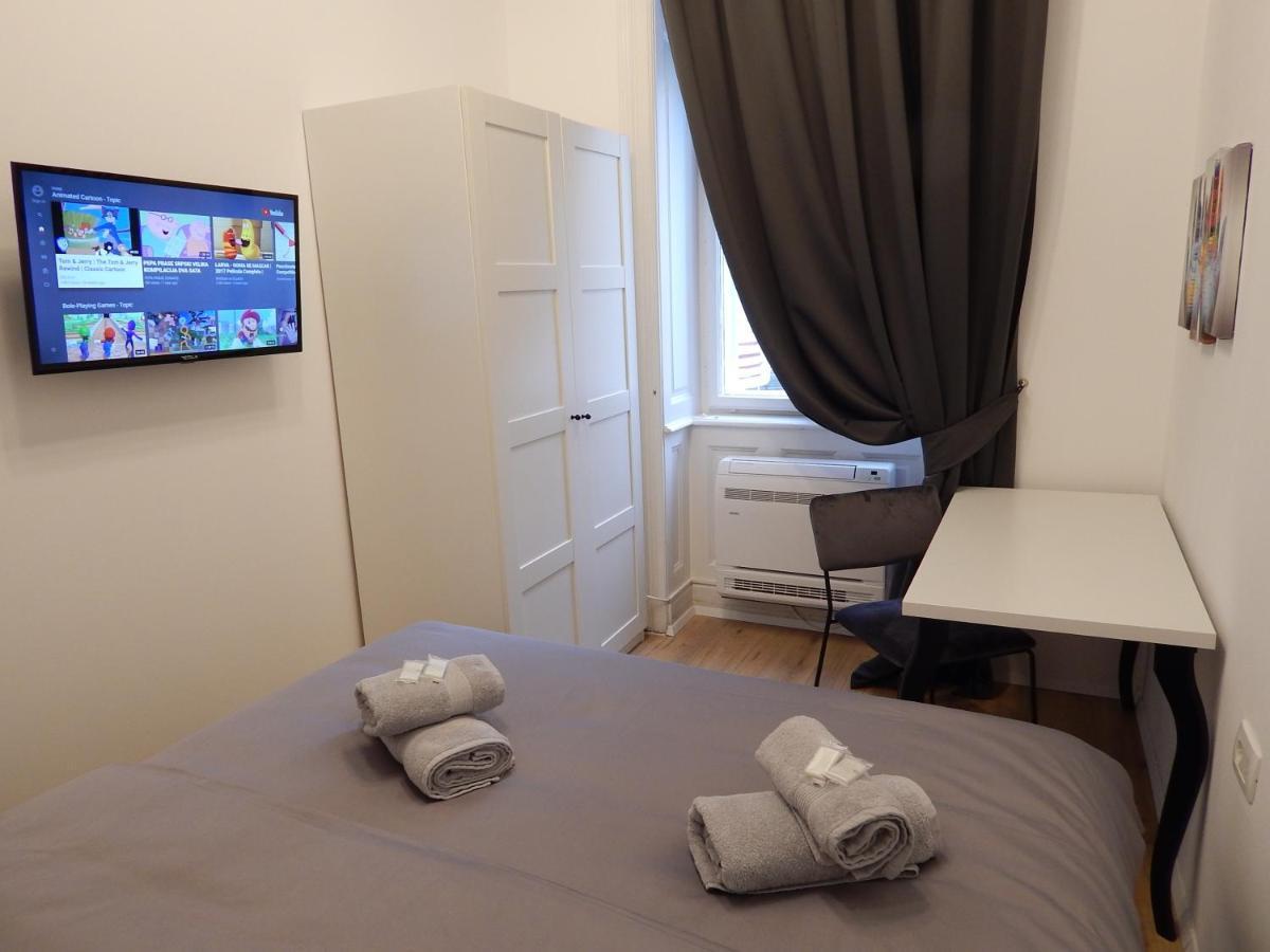 Gold Rooms And Suite Rijeka Exterior photo
